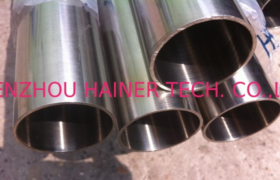 DIN17006 X5CrNi18-10 Продовольственный уровень нержавеющей стали трубки зеркальное полирование поставщик